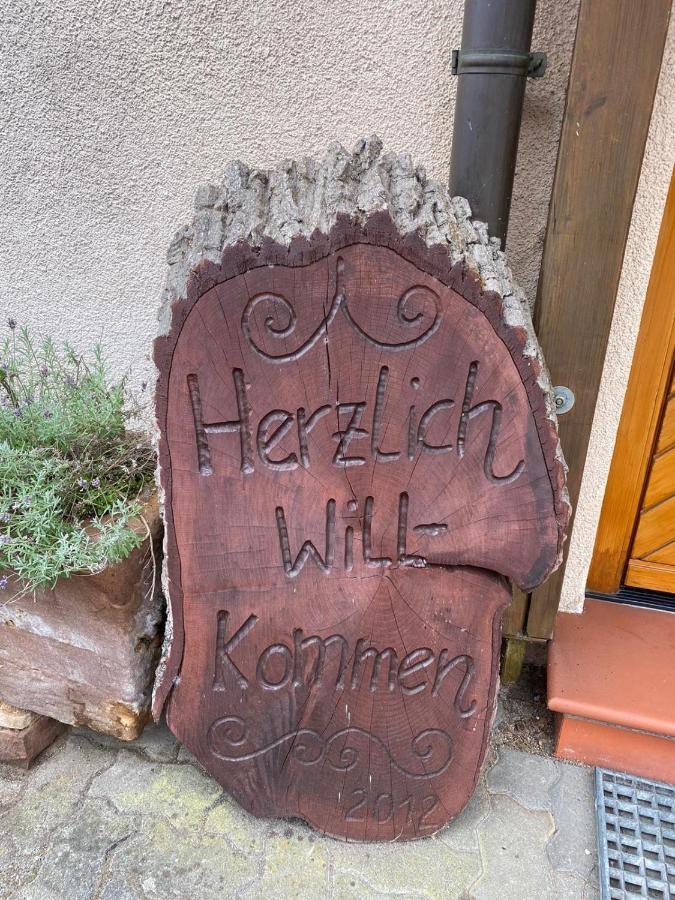 Pension - Gaestehaus Zum Pfaelzerwald Hinterweidenthal Eksteriør billede